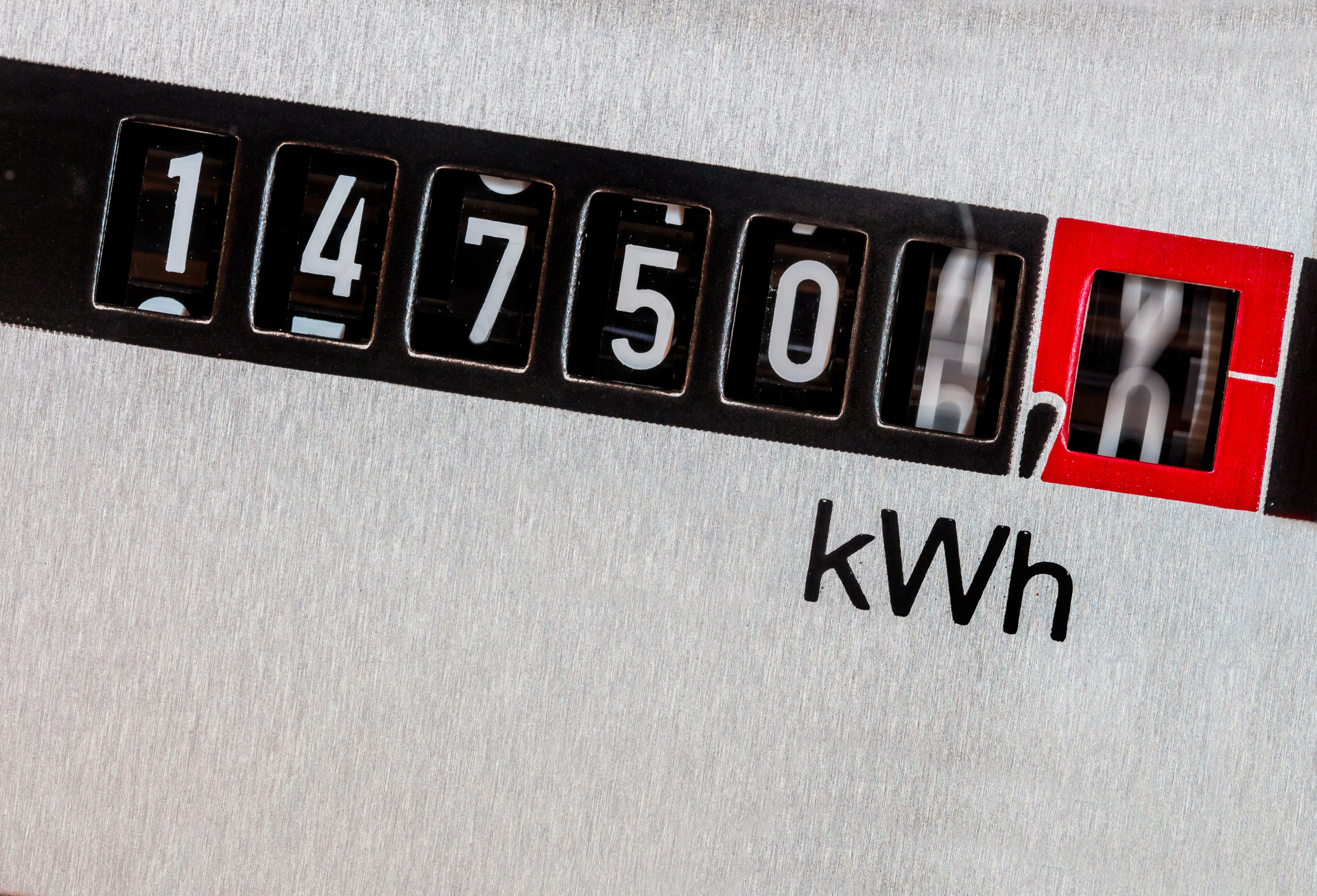 Schweizer Elektrizitätsbilanz 2021 Stromverbrauch gestiegen BFEMagazin energeiaplus