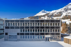 Aus Holz und Beton wird Platin
