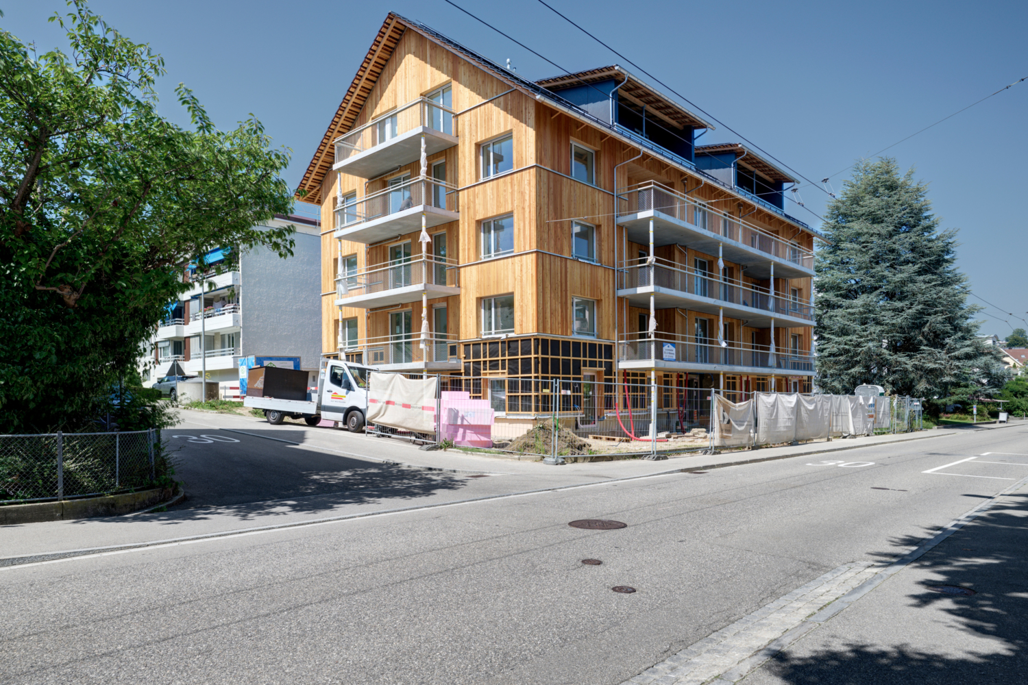 Wohnbaugenossenschaft St. Gallen: Die Wohnbaugenossenschaft hat mit der energetischen Sanierung Ihrer Liegenschaft in ein altes Mehrfamilienhaus aus den 60er Jahr in die Neuzeit katapultiert.